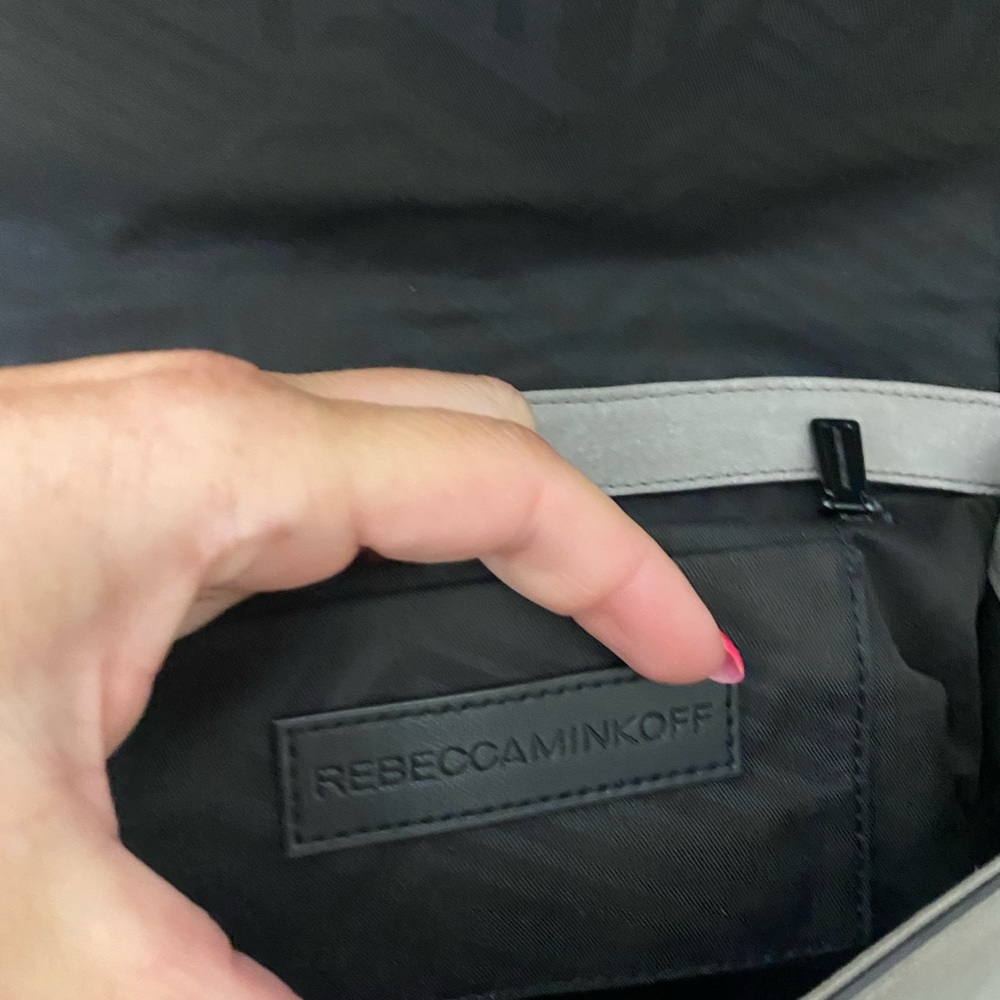 Rebecca minkoff grey crossbody with chain strap - Picture 6 of 7